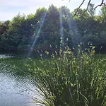 Camping Le Val De Cesse *