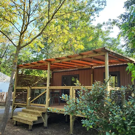Campsite Le Val De Cesse Mirepeisset