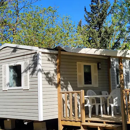 Le Val De Cesse Campsite