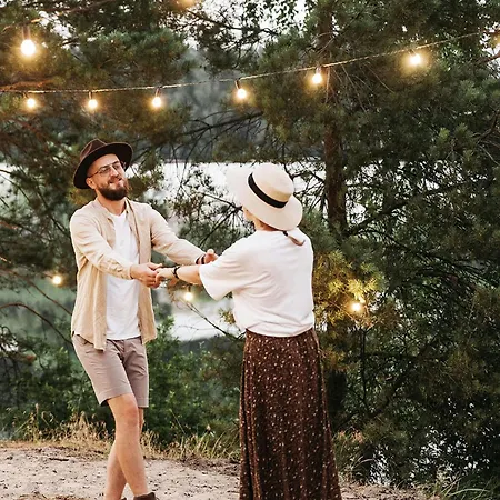 Le Val De Cesse * Mirepeisset