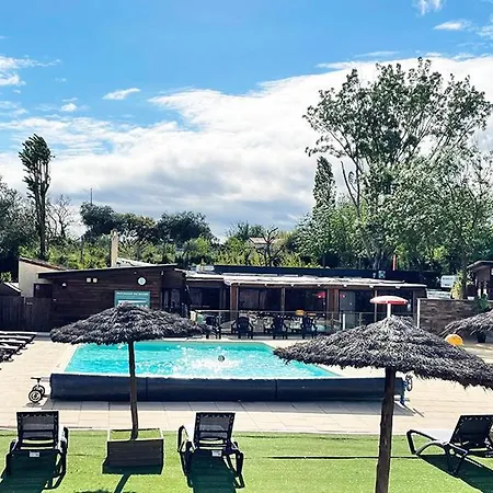 Campsite Le Val De Cesse Mirepeisset