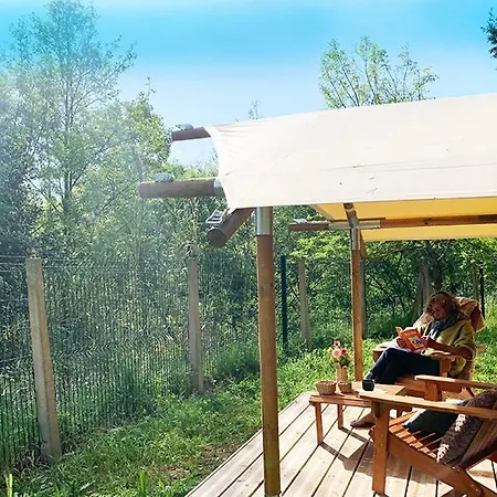 Le Val De Cesse Campsite