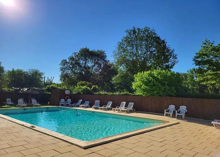 Le Val De Cesse * Mirepeisset